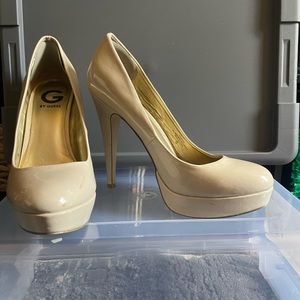 Nude Guess platform heels